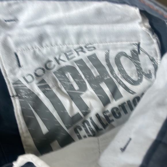 Dockers alpha khakis 30x32 - Picture 5 of 7